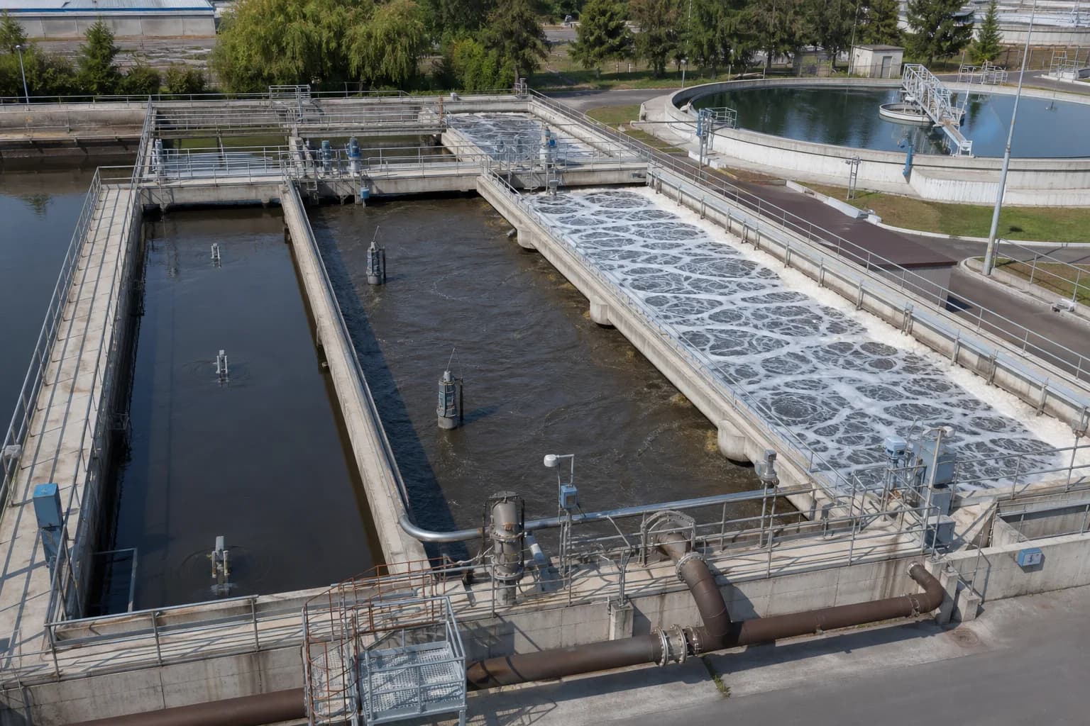 What happens in the three zones of an A2O process?